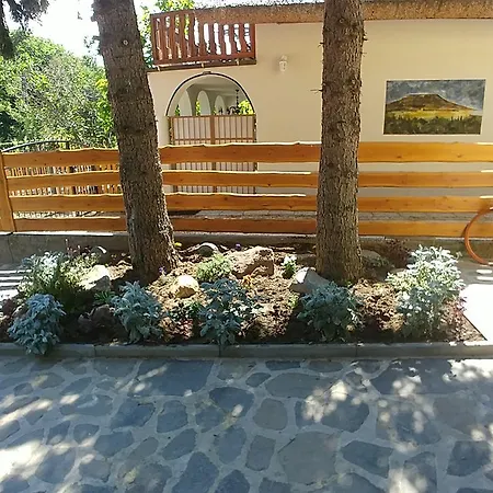 Liliana Es Csonakhaz Διαμέρισμα *